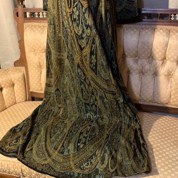 Peruvian Connection Green and Gold Maxi Dress - Picture 5 of 16